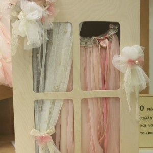 ξυλινη ντουλάπα